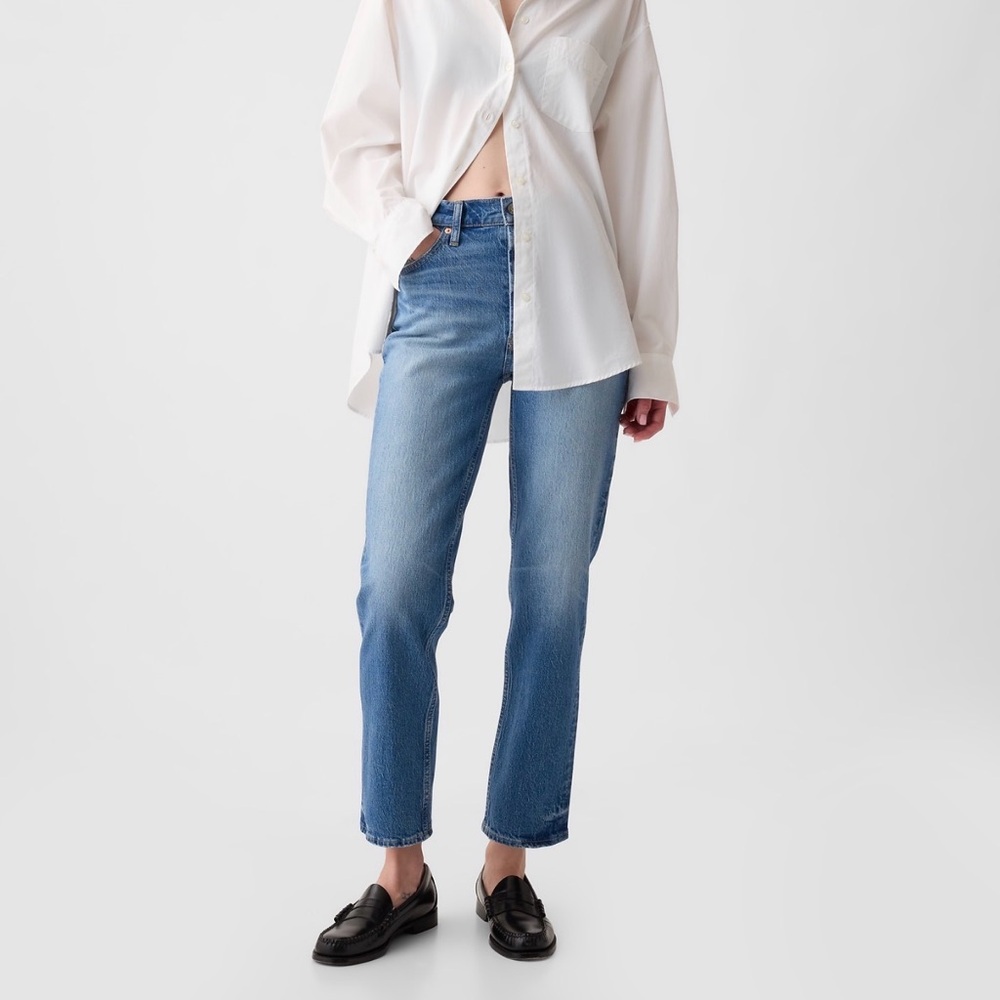 GAP Women's Cheeky Straight High Rise